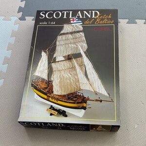 NIB Scotland Model Ship Kit with White Sails